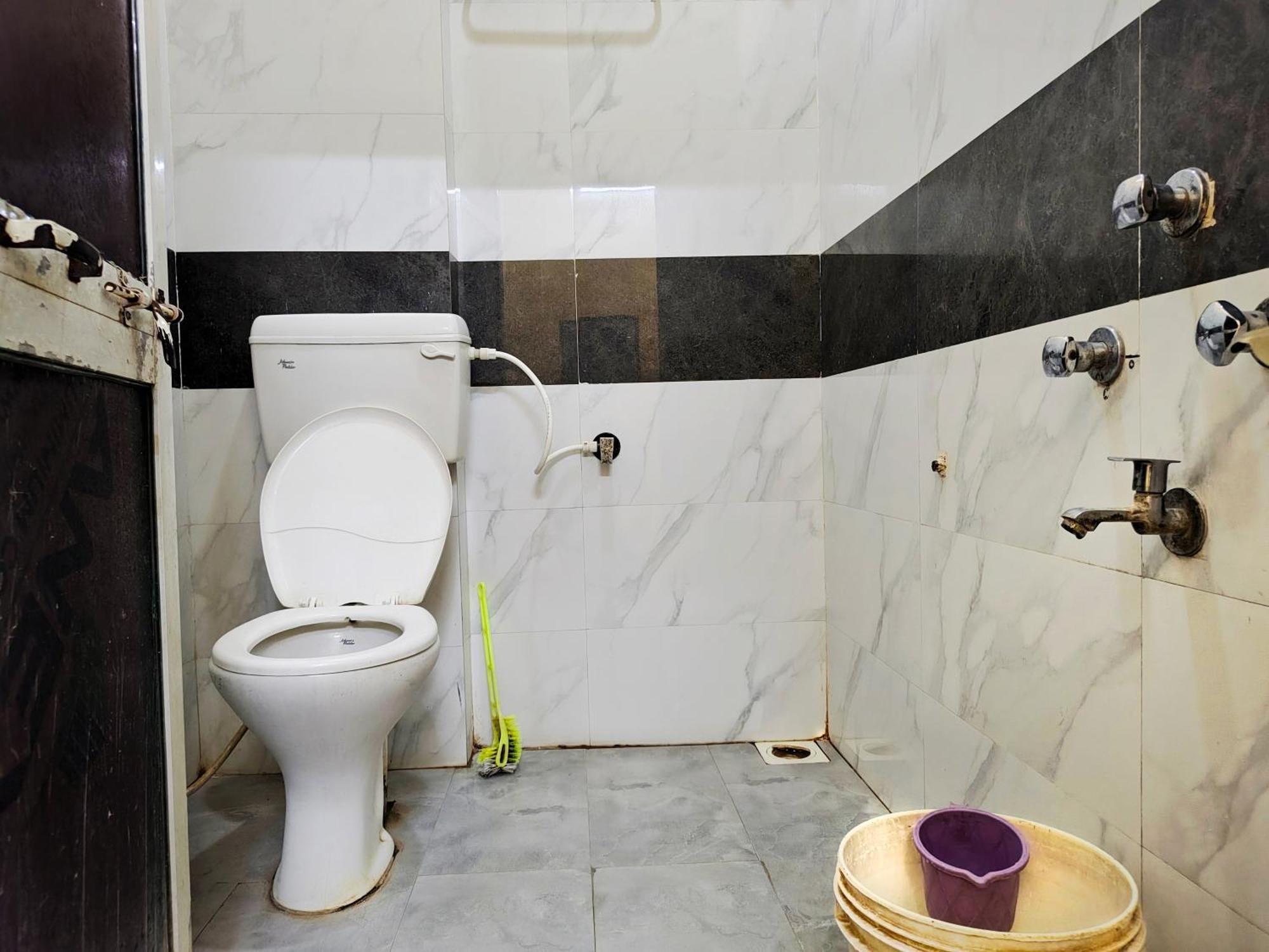 Anand Yatri Grah - Home Stay, Ujjain Exterior foto